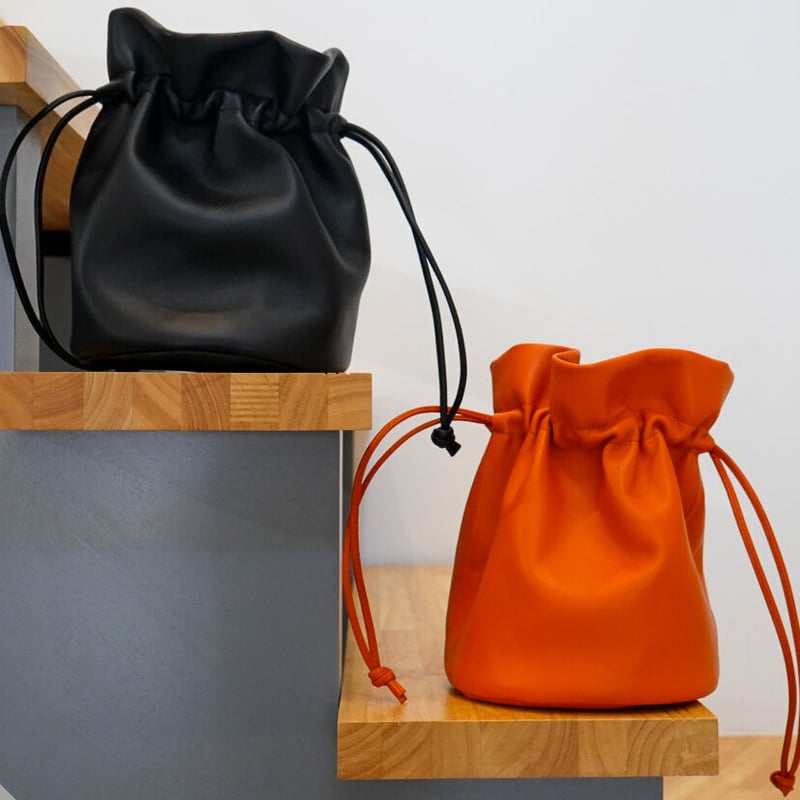 リッチ アイ CYLINDER LEATHER PURSE BAG タンニン革 リッチ アイ CYLINDER LEATHER PURSE BAG タンニン革