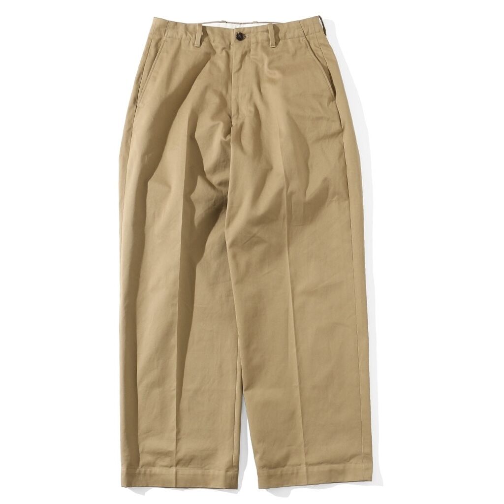 UNIVERSALPRODUCTS No Tuck Wide Chino Trousers |