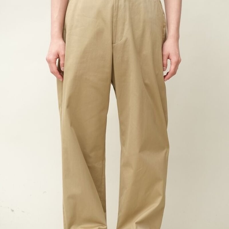 NO TUCK WIDE CHINO TROUSERS | niki