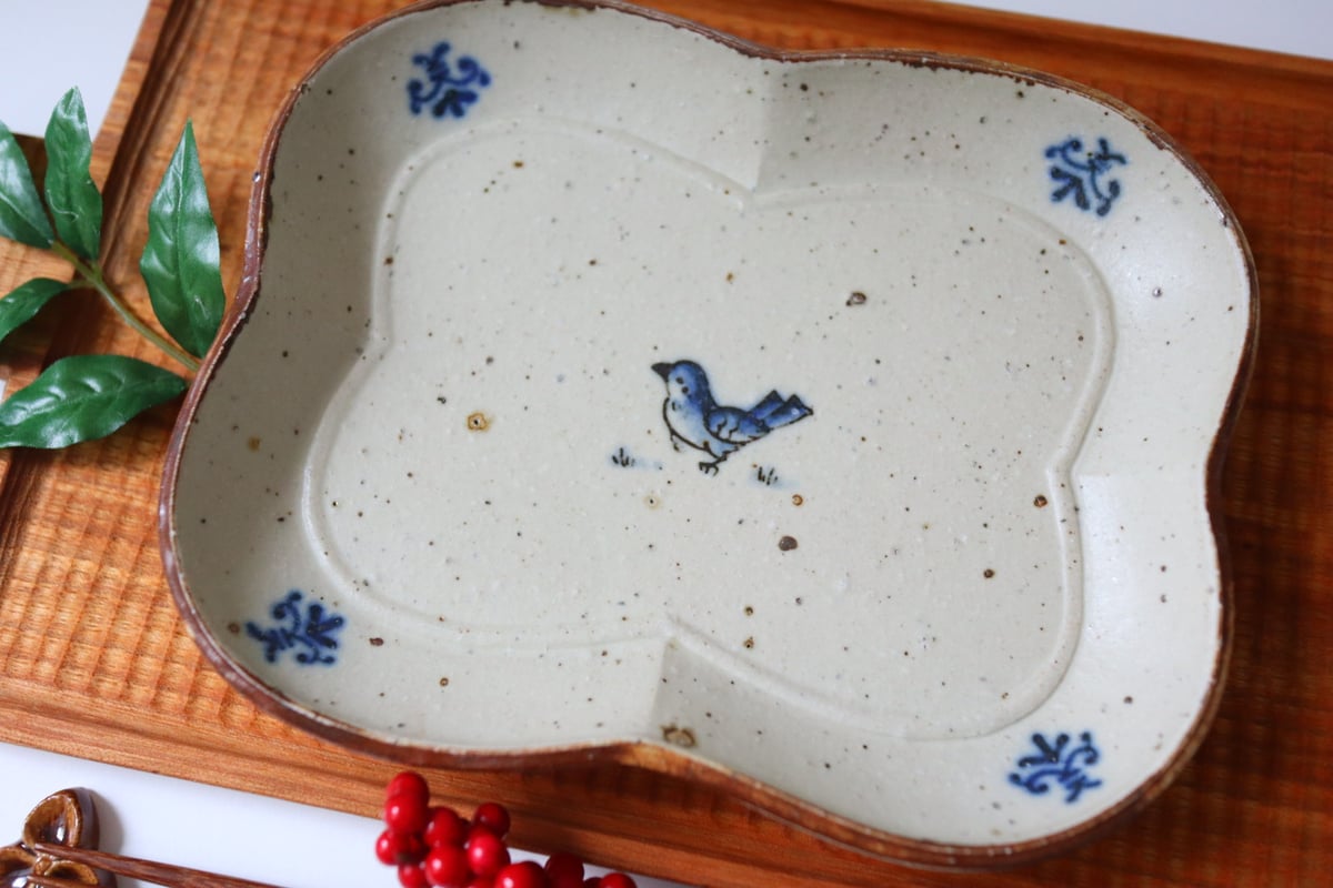 中西申幸　鳥遊戯画　四ツ葉絵皿　4枚セット　チュン　光萌窯 中西申幸 鳥遊戯画 四ツ葉絵皿 4枚セット チュン 光萌窯 光萌窯 中西申