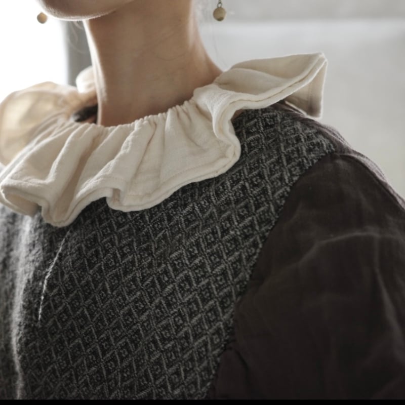 つけ襟_ pierrot / cream, antique / maison pocuu |