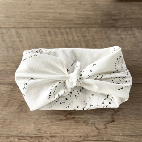linen handkerchief / memo