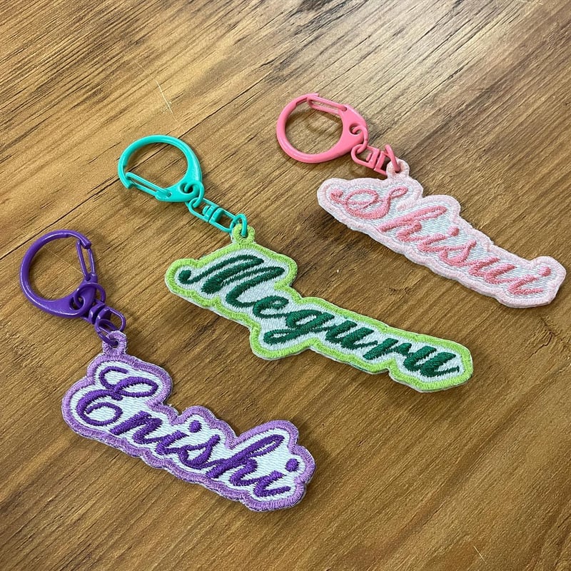 ネームキーホルダー | irodorikoubouumui's STORE