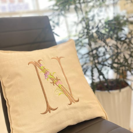 刺繍クッション | STORES