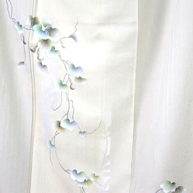 鶴、瓢箪、花の刺繍