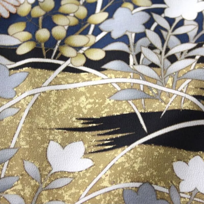 黒留袖) 五つ紋 花刺繍と金糸 金箔 | 和ノ藤リユース
