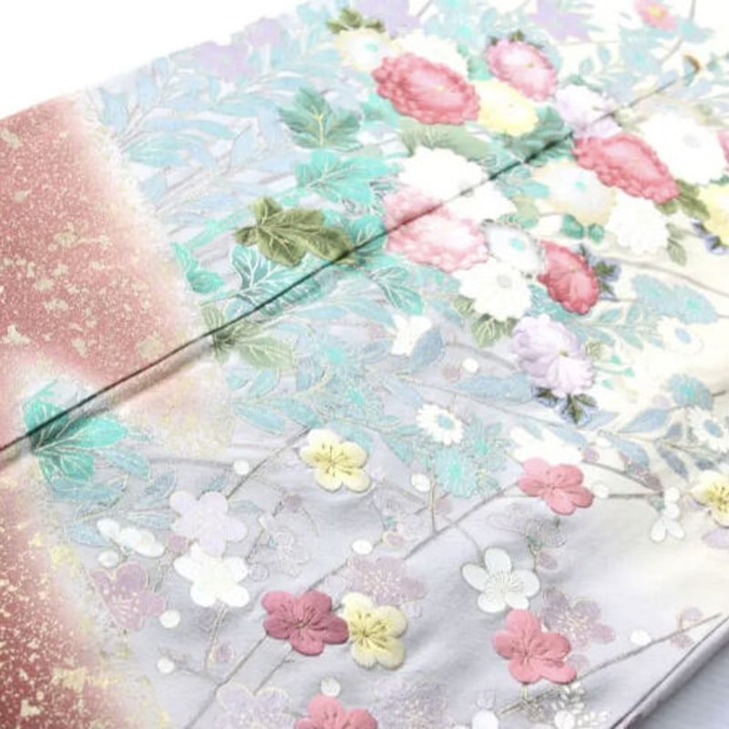 訪問着) 作家物 花刺繍 金箔 | 和ノ藤リユース 訪問着) 作家物 花刺繍 金箔 | 和ノ藤リユース