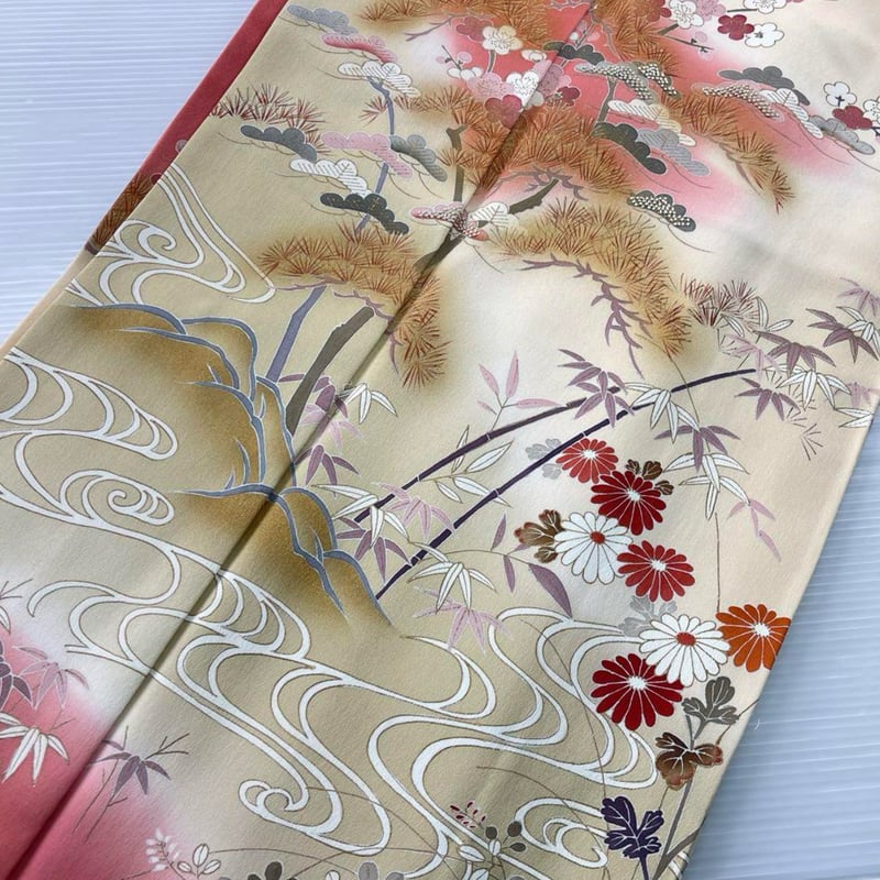 訪問着) 作家物 松竹梅 相良刺繍 A3325 | 和ノ藤リユース 訪問着) 作家物 松竹梅 相良刺繍 A3325 | 和ノ藤リユース
