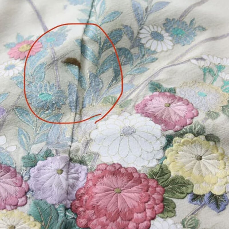 訪問着) 作家物 花刺繍 金箔 | 和ノ藤リユース 訪問着) 作家物 花刺繍 金箔 | 和ノ藤リユース