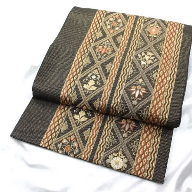 六通) 金通し ひし形の中に花 唐織 | 和ノ藤リユース 