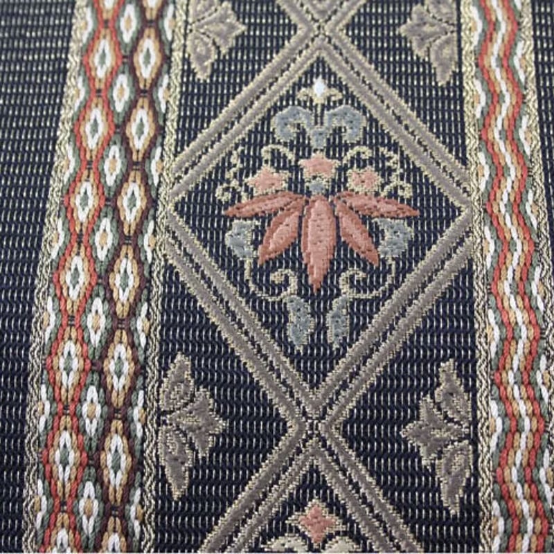 六通) 金通し ひし形の中に花 唐織 | 和ノ藤リユース 