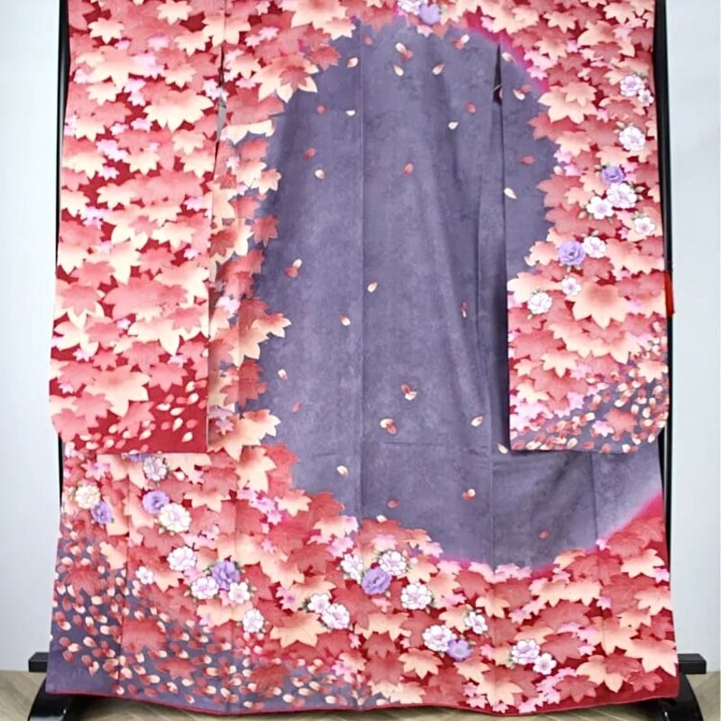 振袖】敷き詰まった紅葉の花|振袖 振袖】敷き詰まった紅葉の花|振袖