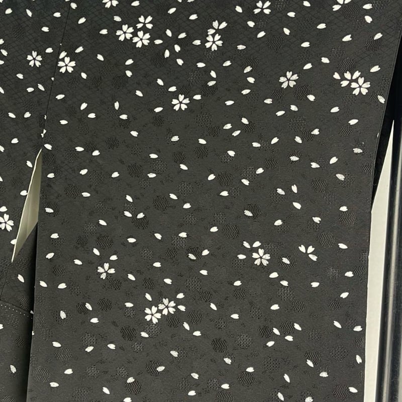 小紋) やまと 新はじく加工 桜の花びら A3335 | 和ノ藤リユース