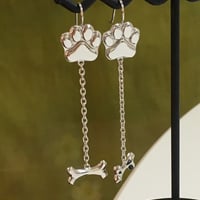 戌年　犬の肉球「足跡」ピアス