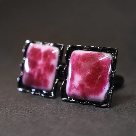 【Enamel Handcraft】エナメルのカフリンクス　牡丹