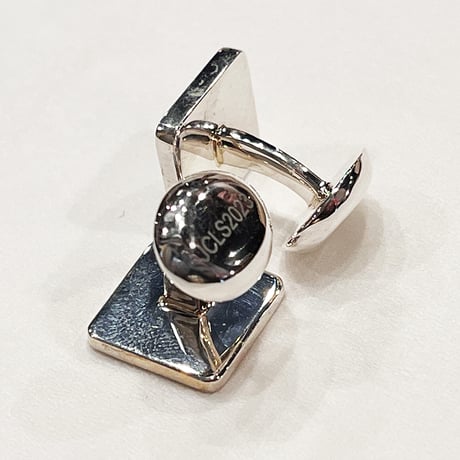 エナメルのカフリンクス　魚
