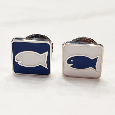 エナメルのカフリンクス　魚