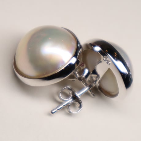 マベパールピアス