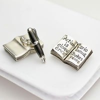 「本の虫」カフリンクス