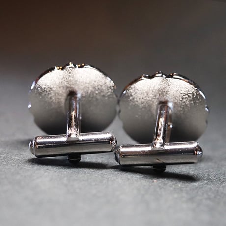 【Enamel Handcraft】エナメルのカフリンクス　藍地桜　円