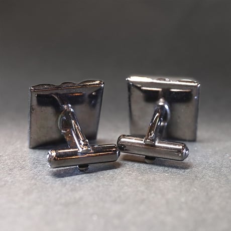 【Enamel Handcraft】エナメルのカフリンクス　牡丹