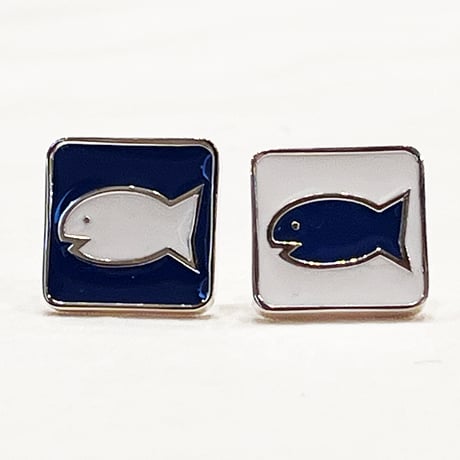 エナメルのカフリンクス　魚
