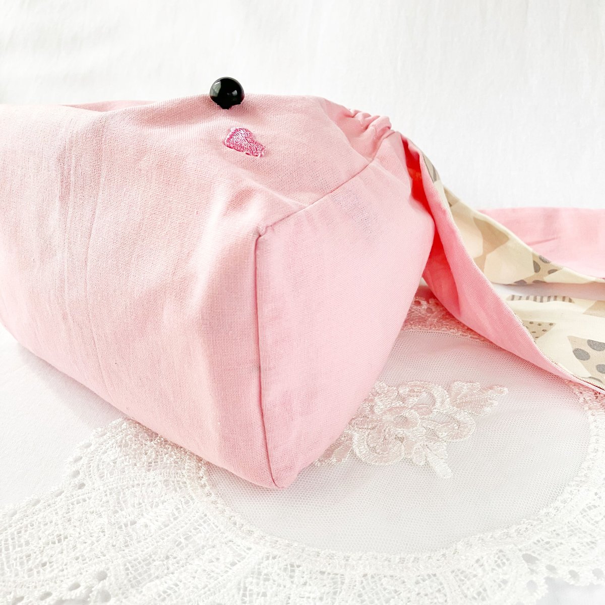 Sale! ❁ハンドメイド❁ White Linenアップリケ巾着3 Sale! ❁ハンドメイド❁ White Linenアップリケ巾着3 Sale