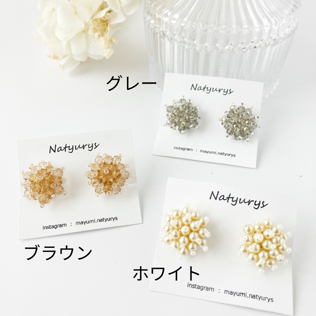 カバ ゆめかわ さんかく ガラス ピアス / イヤリング