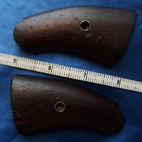 S&W Pre-Victory Square Butt グリップ (e) 1940〜1941年製