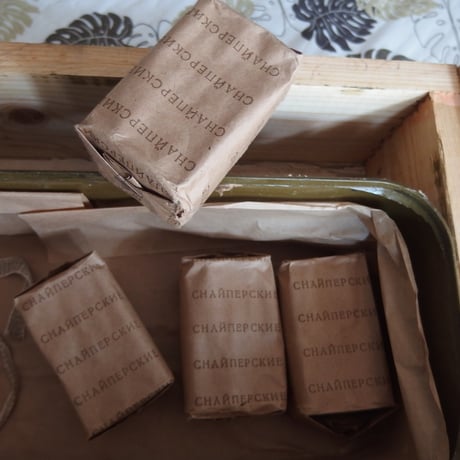 7.62x54R 7N1(Sniper rounds​)  Spam can 付き木箱(5)