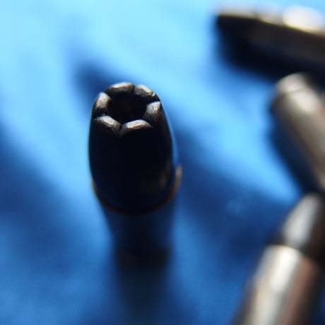 9mm LUGER 147Gr. Black Talon WIN Nickel Case 1個