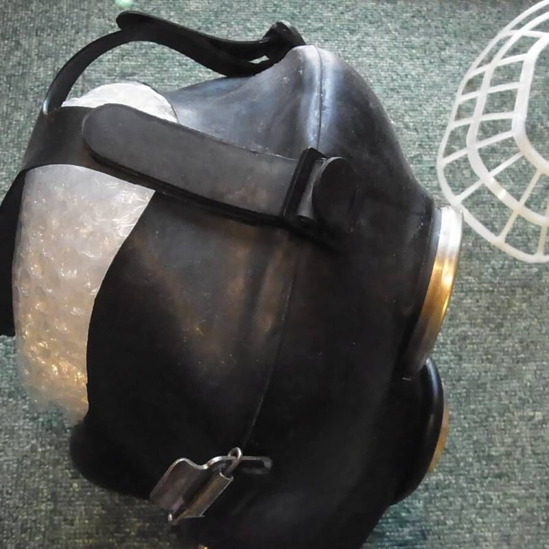 【未開封】M40A1ガスマスクフルセット + 戦闘車両仕外付けホース付 楽天市場】ガスマスクタイプ ゴーグル ベージュ ミリタリー 警察 特殊