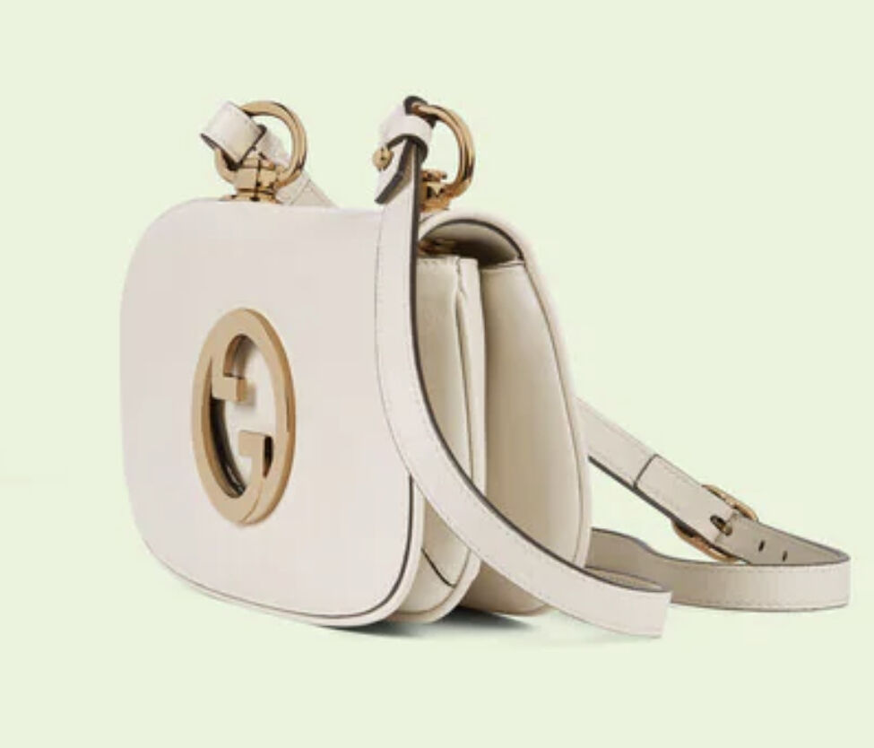 GUCCI ミニバッグ Gucci Matelasse Leather GG Marmont Mini Crossbody