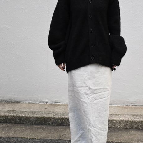 AMOMENTO V NECK CARDIGAN