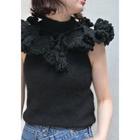 FUMIE＝TANAKA “knit frill neck”