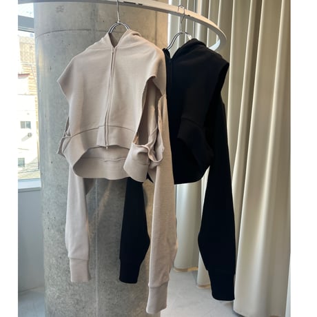 papier broken zip up