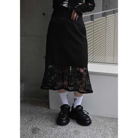 FUMIE＝TANAKA “lace medium skirt”