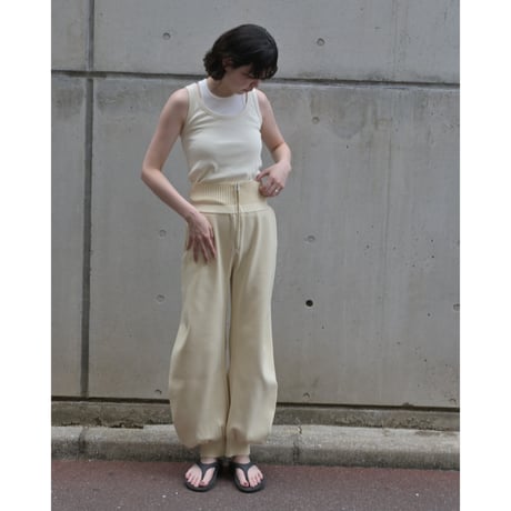 ACCORDION HIGH WAIST CURVE PANTS