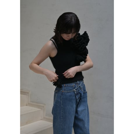 FUMIE＝TANAKA “knit frill neck”