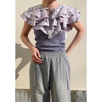 FUMIE＝TANAKA “embroidery frill neck”