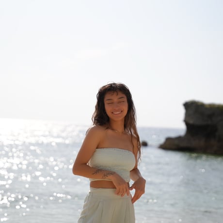【Lily】Shirring bare Top