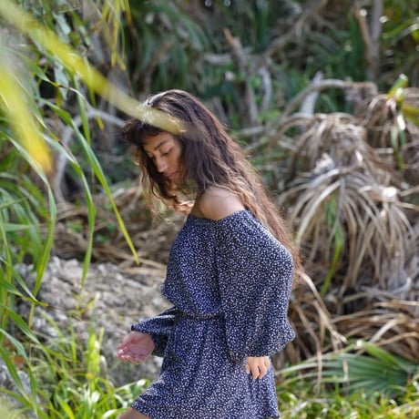 【Pua】 off shoulder tops