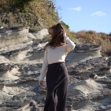 【Any】asymmetry  knit  tops