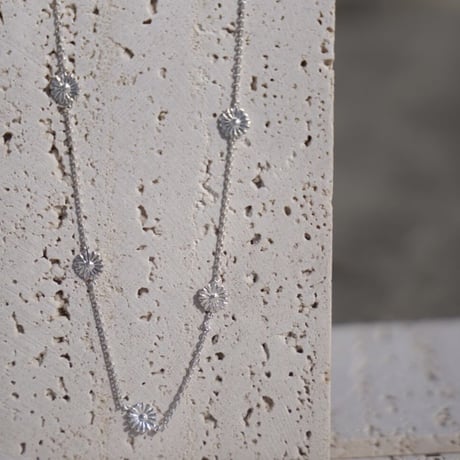 Daisy NECKLACE FIVE
