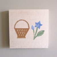 貼り絵の壁飾り　かご