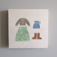 貼り絵の壁飾り　スカート