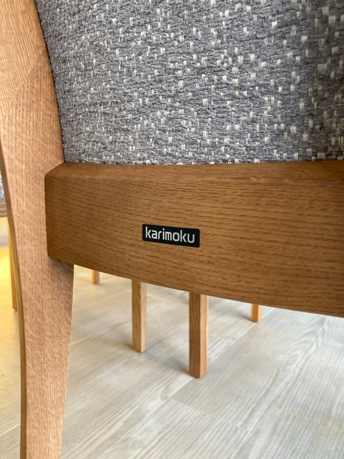 売り切り。1/15までカリモク家具　ダイニングテーブルD21904モルトブラウン カリモク家具 ダイニングテーブル D21904モルトブラウン カリモク