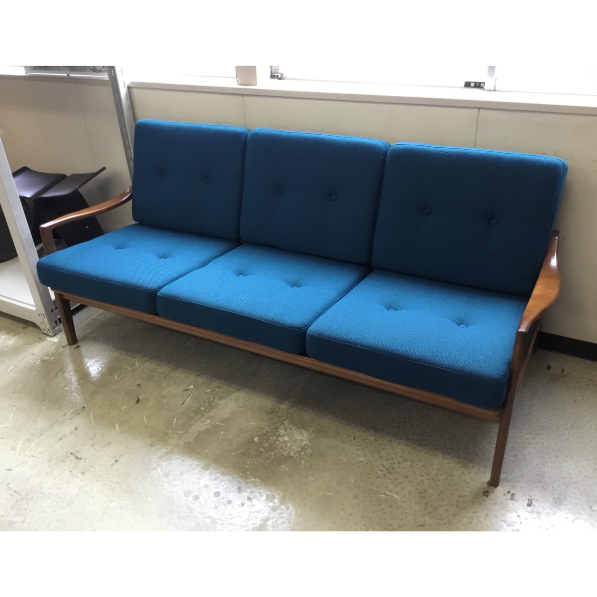 カリモク60 フレームチェア 3シーター ウォールナット フレームチェア3シーター｜オンラインストア｜カリモク60オフィシャル