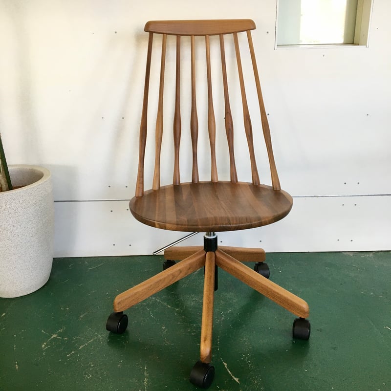 ディスプレイ品】カリモク家具 デスクチェアXF4051R000 | SUSTAINABLE