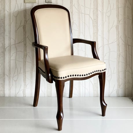 マルニ木工 | STORES